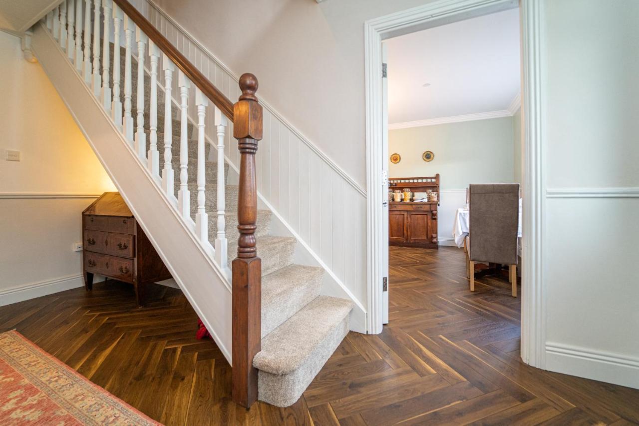 Five Ferns House Bed & Breakfast เวสต์พอร์ต ภายนอก รูปภาพ