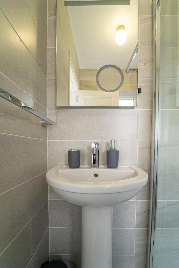 Five Ferns House Bed & Breakfast เวสต์พอร์ต ภายนอก รูปภาพ